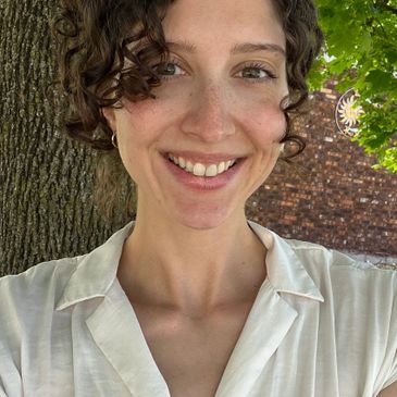 Jessica Fenton headshot