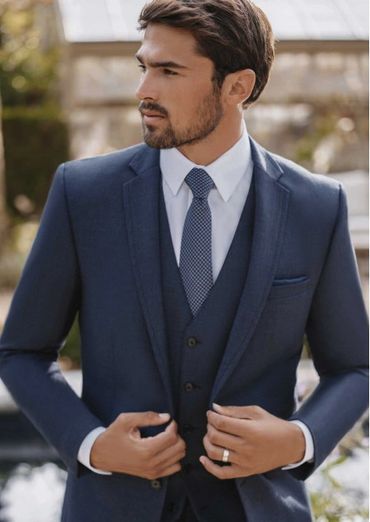 Blue 3 piece suit and tie