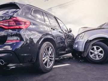 Have you been in an accident?  Need your car taken to a body shop, or stored. We can help.