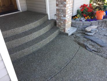 residential steps - concrete exposed aggregate entryway steps (view 1)