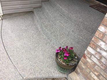 residential steps - concrete exposed aggregate entryway steps (view 2)