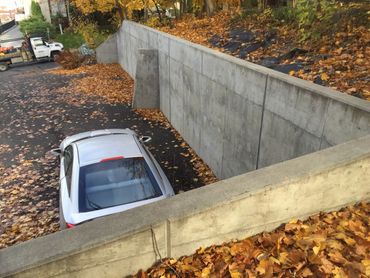 commercial walls - concrete retaining wall
