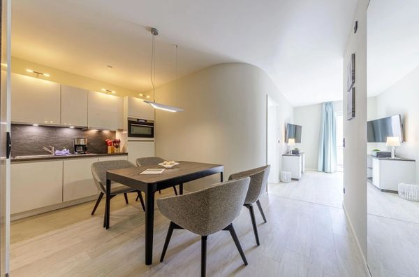 Küche und Esszimmer