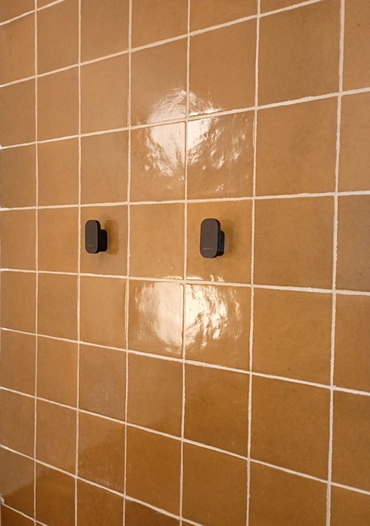 INSTALACIÓN DE ACCESORIOS