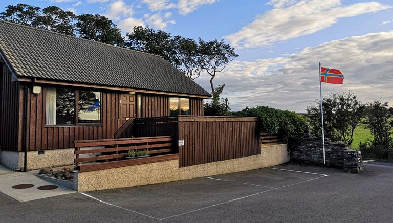 image25