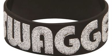 Glitter ink-filled silicone wristbands