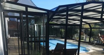Out door pool, warm room