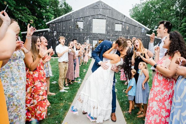 Firefly Lane Weddings in Dickson, TN. A Nashville all-inclusive barn and chapel wedding venue.