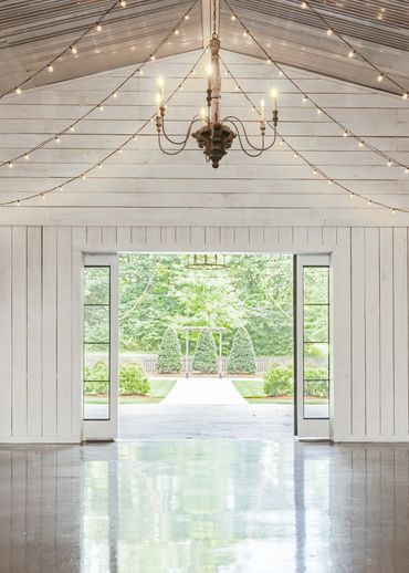 Modern barn wedding reception venue in Nashville Tennessee.