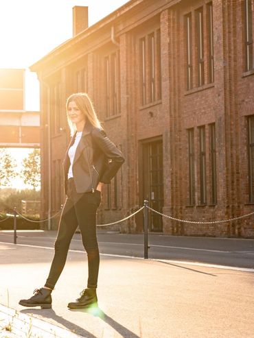 Zeche Ahlen Content Creation Business Produktfotografie Industrie Instagram Model Sonnenuntergang