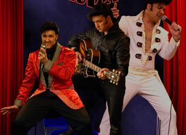 Worlds best Elvis Tribute artist Darren Lee. Vancouver Canada and Las Vegas Nevada