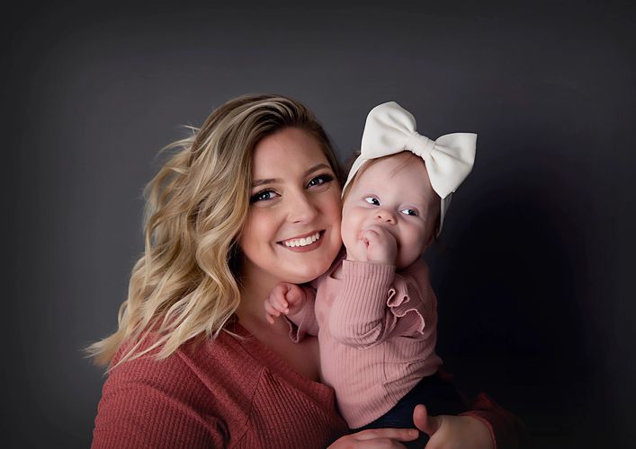Ciara & Georgia's 6mth photo shoot