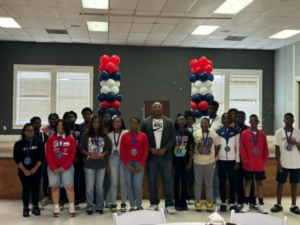 Support our Youth 
No Greater Love Youth & Community Missions