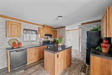 Quality Live Oak Homes manufactured/mobile home for sale in Folkston, GA—premium design and value.