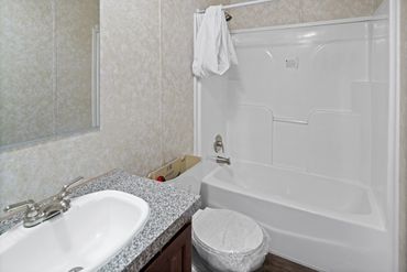 Quality Live Oak Homes manufactured/mobile home for sale in Folkston, GA—premium design and value.