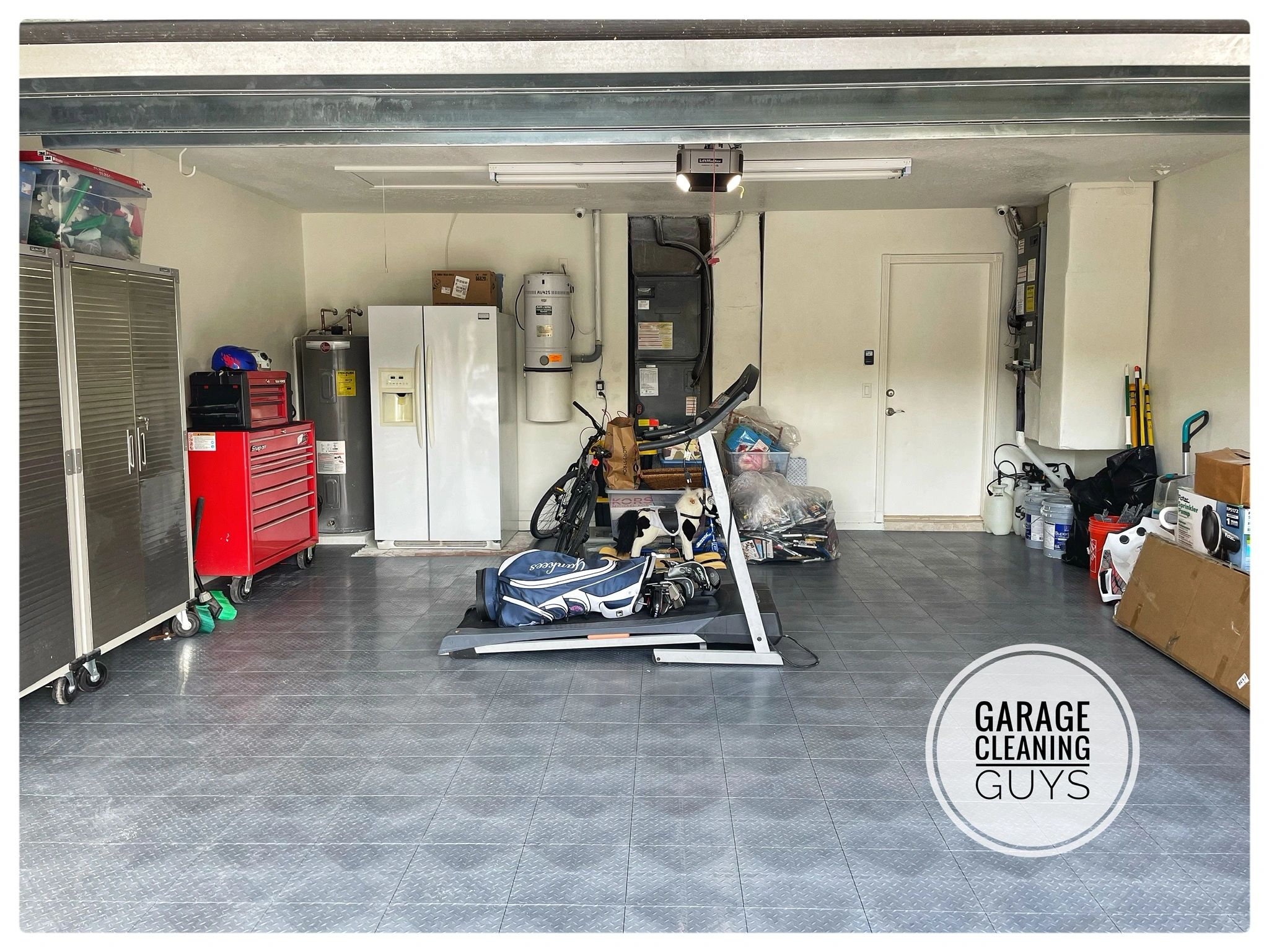 Before and After pictures of a Garage Remodel in Boca Raton 