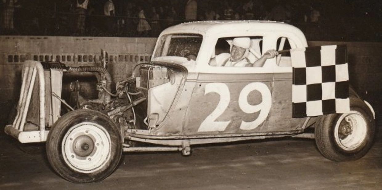 #29 Kemp Beaumont race car driver