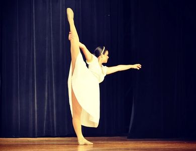 Flexibility, Stretch, Lyrical, Spring Hill, Brooksville, Hudson, Dance Classes, Dance Studio