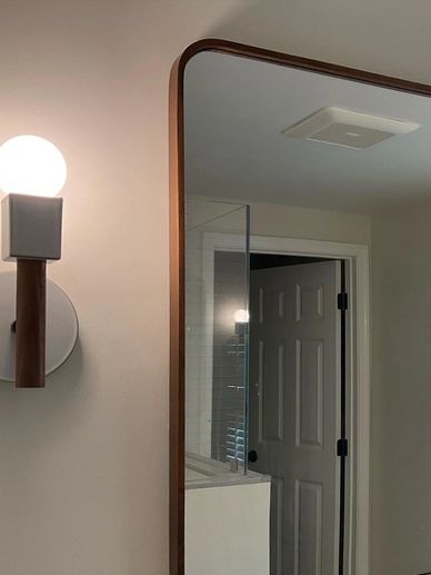 Mid century modern style in hall bathroom