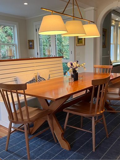 Blue rug in dining space