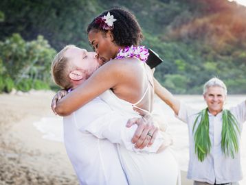 Tunnels Beach Kauai small beach wedding by Sunsets At The Beach