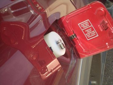 A vehicle's oil cap lock