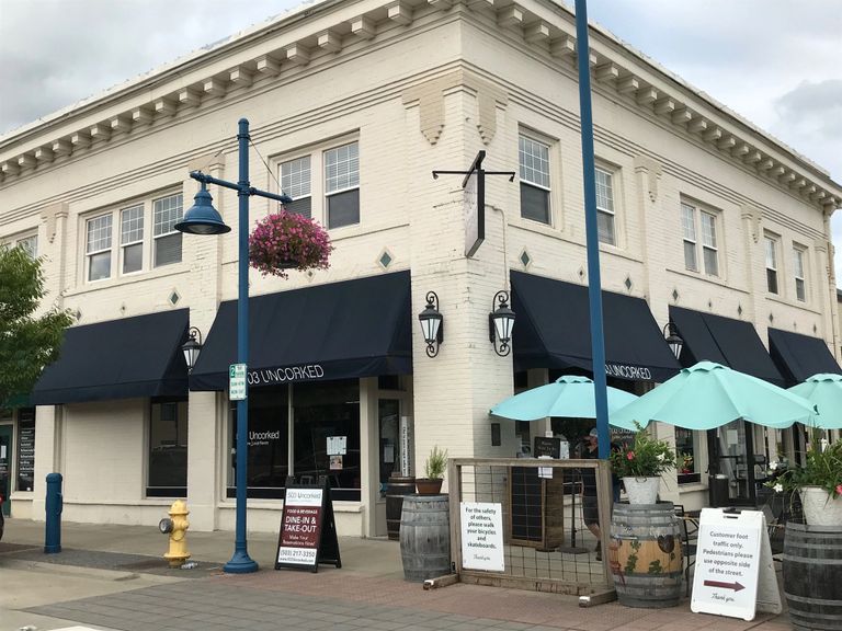 503 uncorked wine bar sherwood