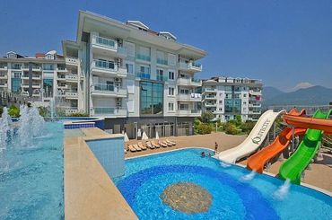 Alanya merkezde lüks daire full aktiviteli Aqua parklı