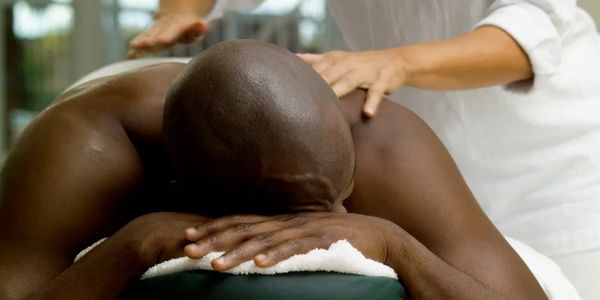 relaxing deep tissue massage