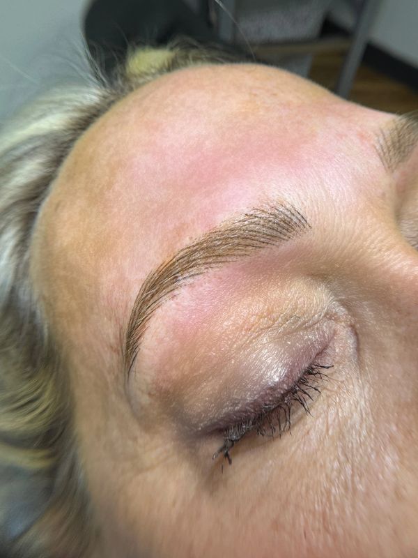 Natural BROWS, semi permanent BROWS BROW WAX AND TINT