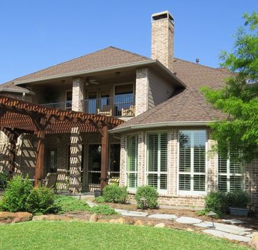 licensed roofing contractor
