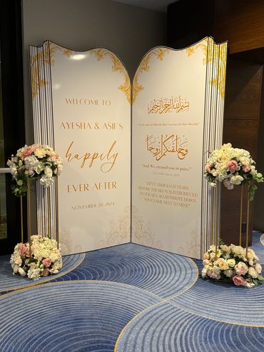 Life size welcome board sign. Can be customized