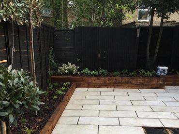 Pressure washing paving