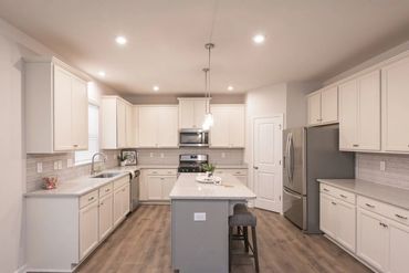 Old Lost Mountain Estates- Powder Springs Real Estate