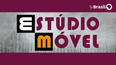 Logo of Estúdio Móvel on TV Brasil with purple and orange text.