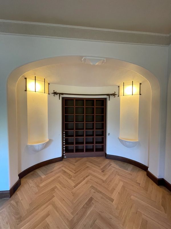 Domestic Electrical Wall Feature Lighting