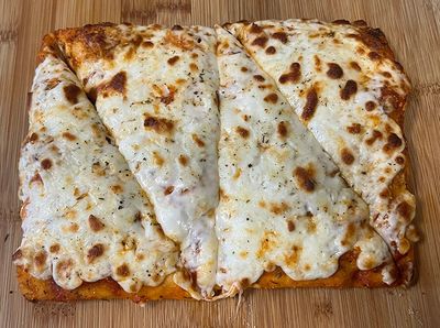 cheese pizza