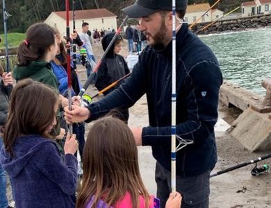 Kids birthday parties in San Francisco, children fishing, crab fishing in San Francisco, fishing,