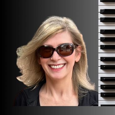 Lori Nicely headshot for Come on Down