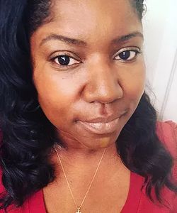 DIONNE JONES
Owner/Visionary Crafter