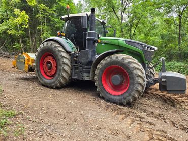 Large Rock Crusher turning Rocks into Soil