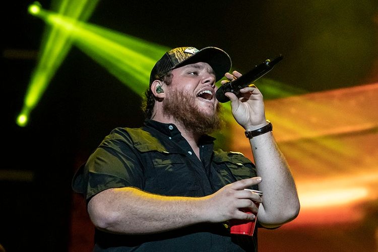 Luke Combs
What You See is What You Get Tour
Peoria Civic Center
Peoria, IL 2/8/2020