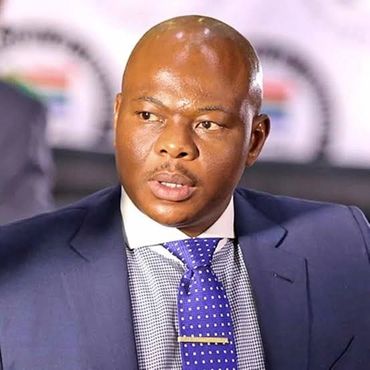 Edwin Sodi's birthday bash in his 'R100m' house.