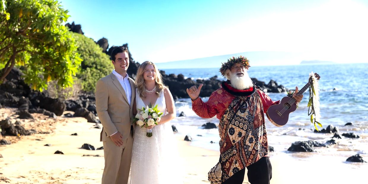 Pastor Laki Kaahumanu marrying a couple at White Rock beach.