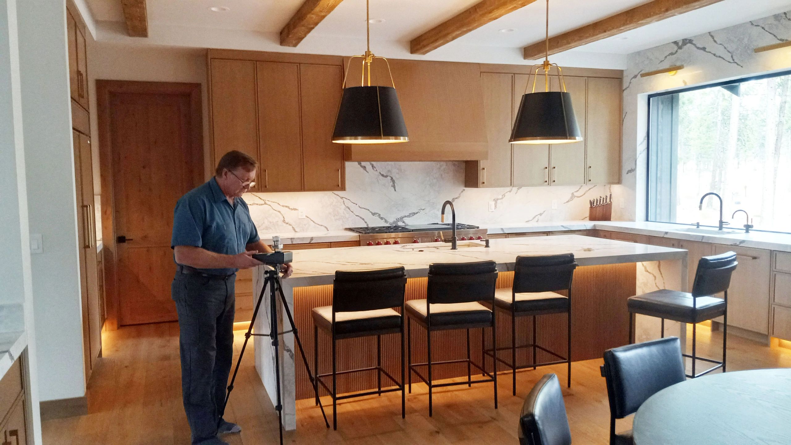 Brad Ashton Air Quality Mold Test, Mold Surface Samples, Water Damage Building Inspector in Oregon