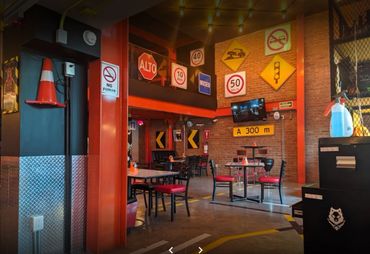 Restaurante con área de niños