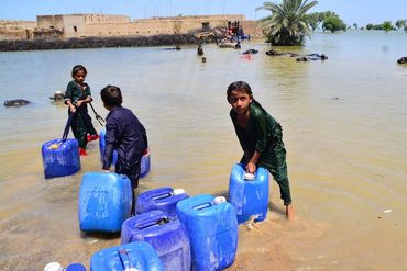 In Pakistan the poor communities are suffering badly for clean water. Jahan Welfare to get drinking