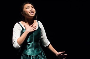 Ays Garcia in Mirror, Mirror