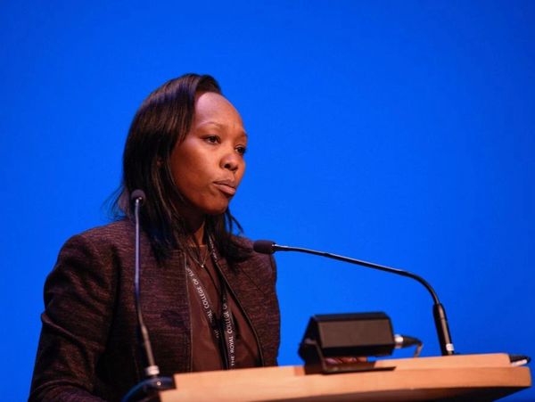 Dr Sala Abdalla delivers a teaching presentation.