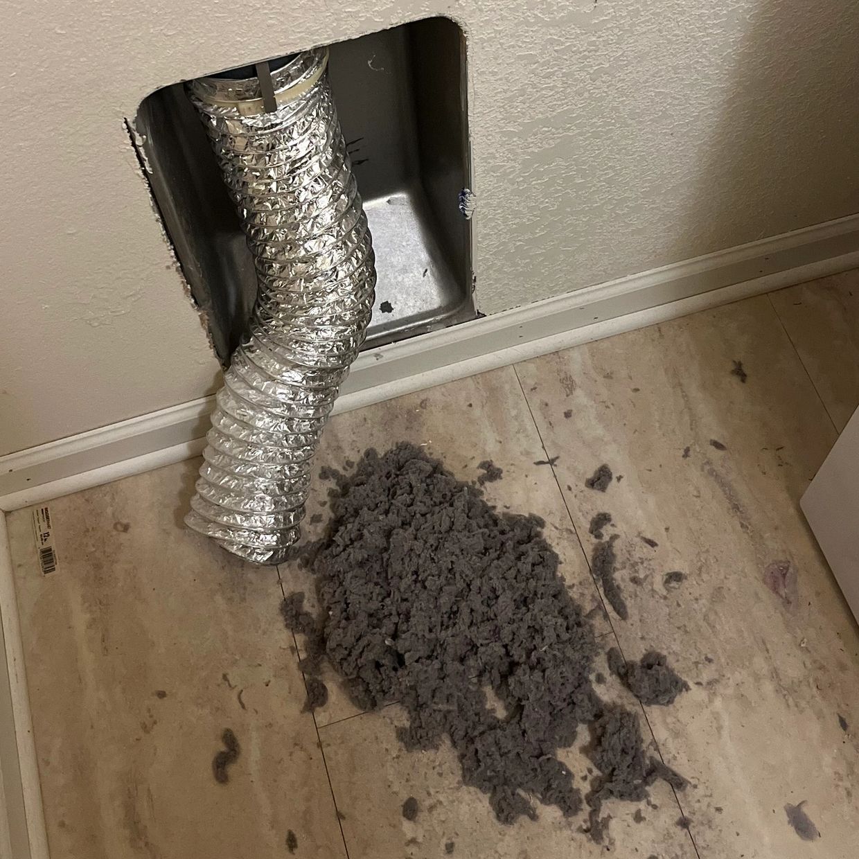 This is only 6 feet of cleaning is a dryer vent.